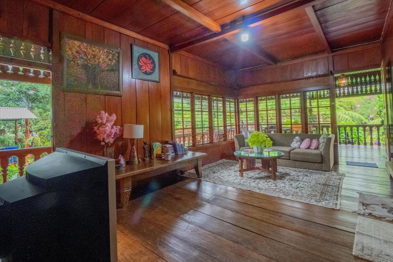 Rumah Kayu Sulawesi Antique เบอดูกูล ภายนอก รูปภาพ