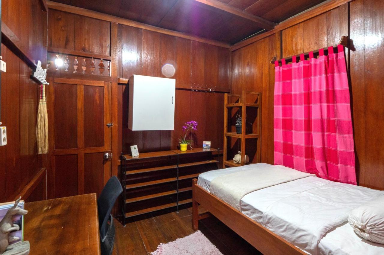 Rumah Kayu Sulawesi Antique เบอดูกูล ภายนอก รูปภาพ