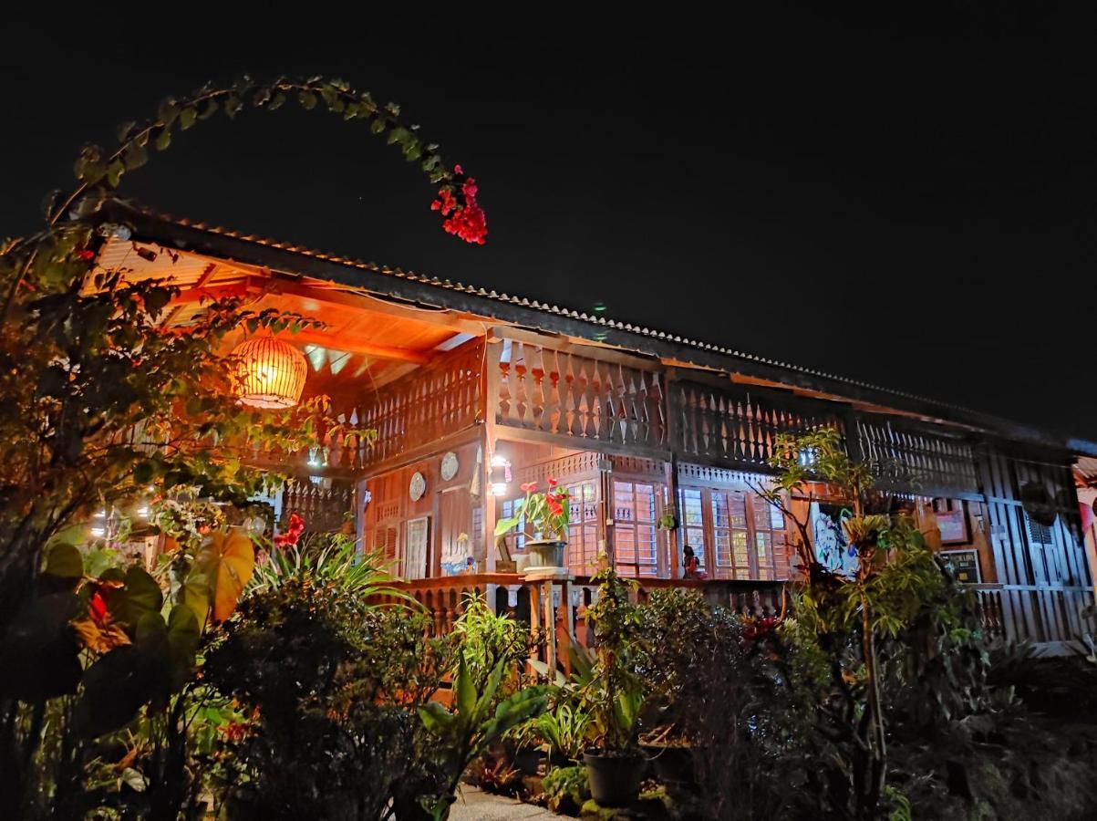 Rumah Kayu Sulawesi Antique เบอดูกูล ภายนอก รูปภาพ