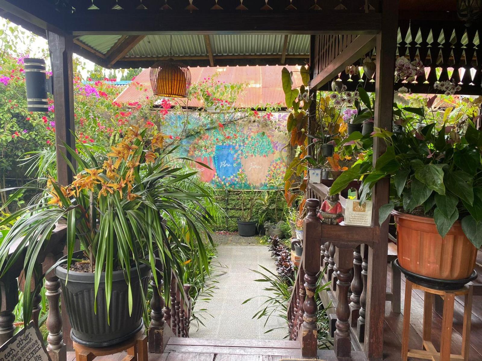 Rumah Kayu Sulawesi Antique เบอดูกูล ภายนอก รูปภาพ